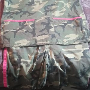 Scrub matching top an bottom